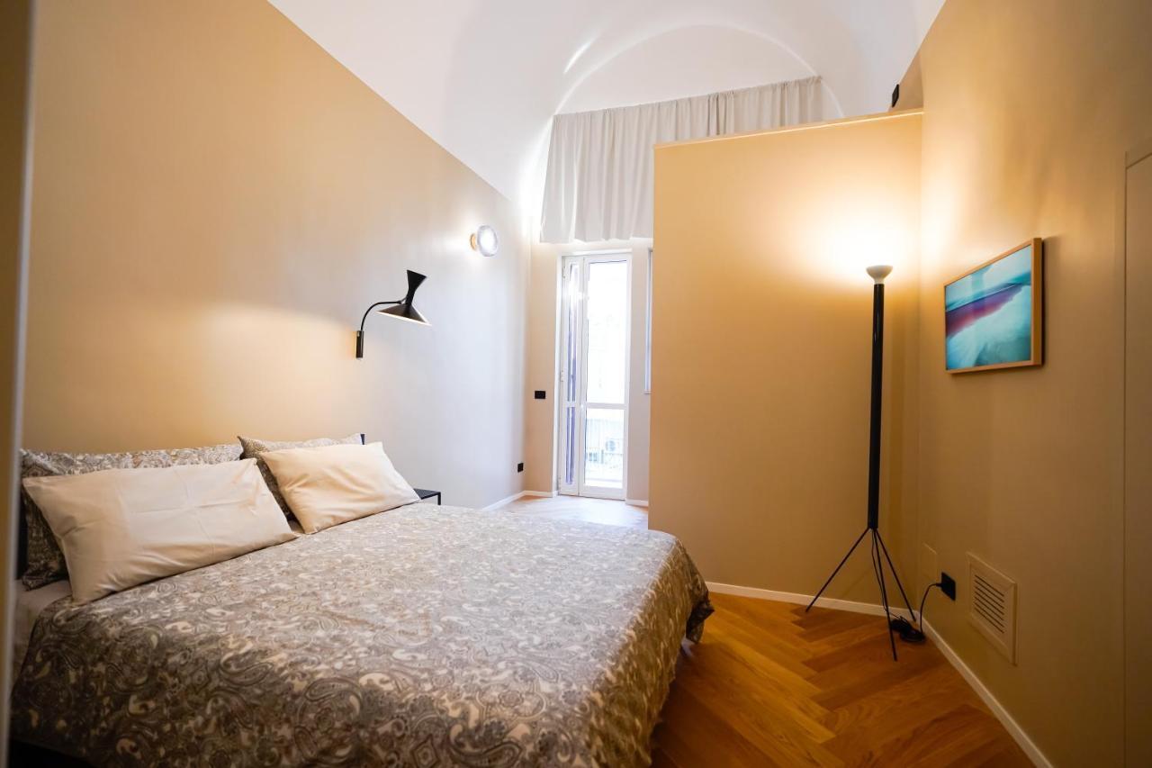 Meh Luxury Apartment City Centre Bari Extérieur photo